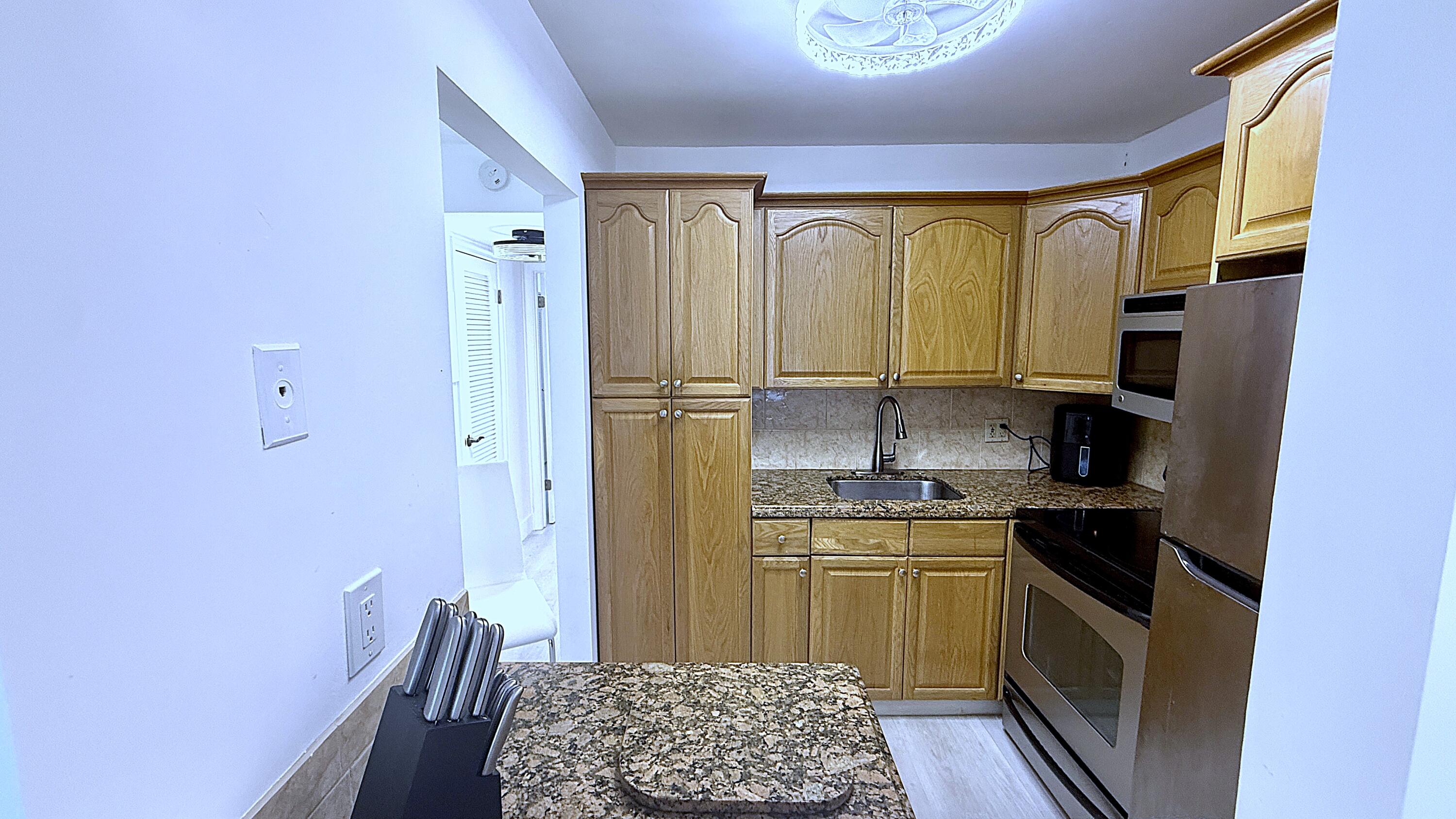 HARWOOD H CONDO - Residential