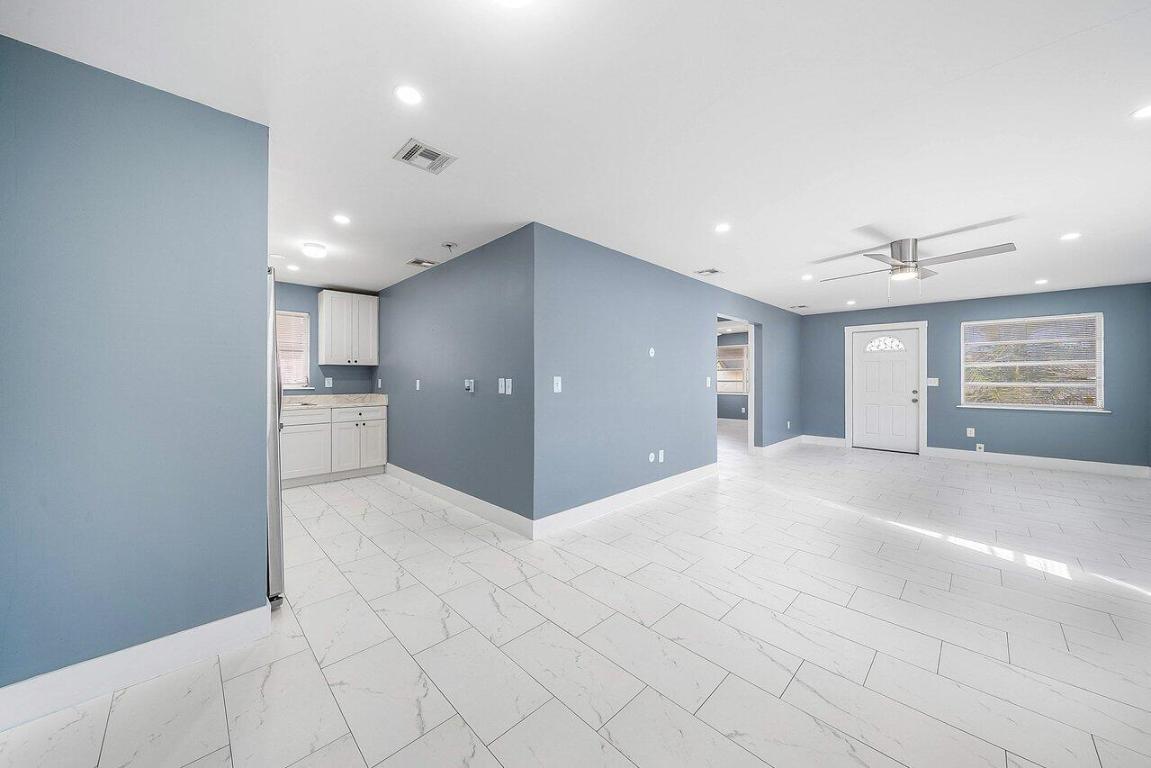 SUNNY BROOK ACRES - Residential