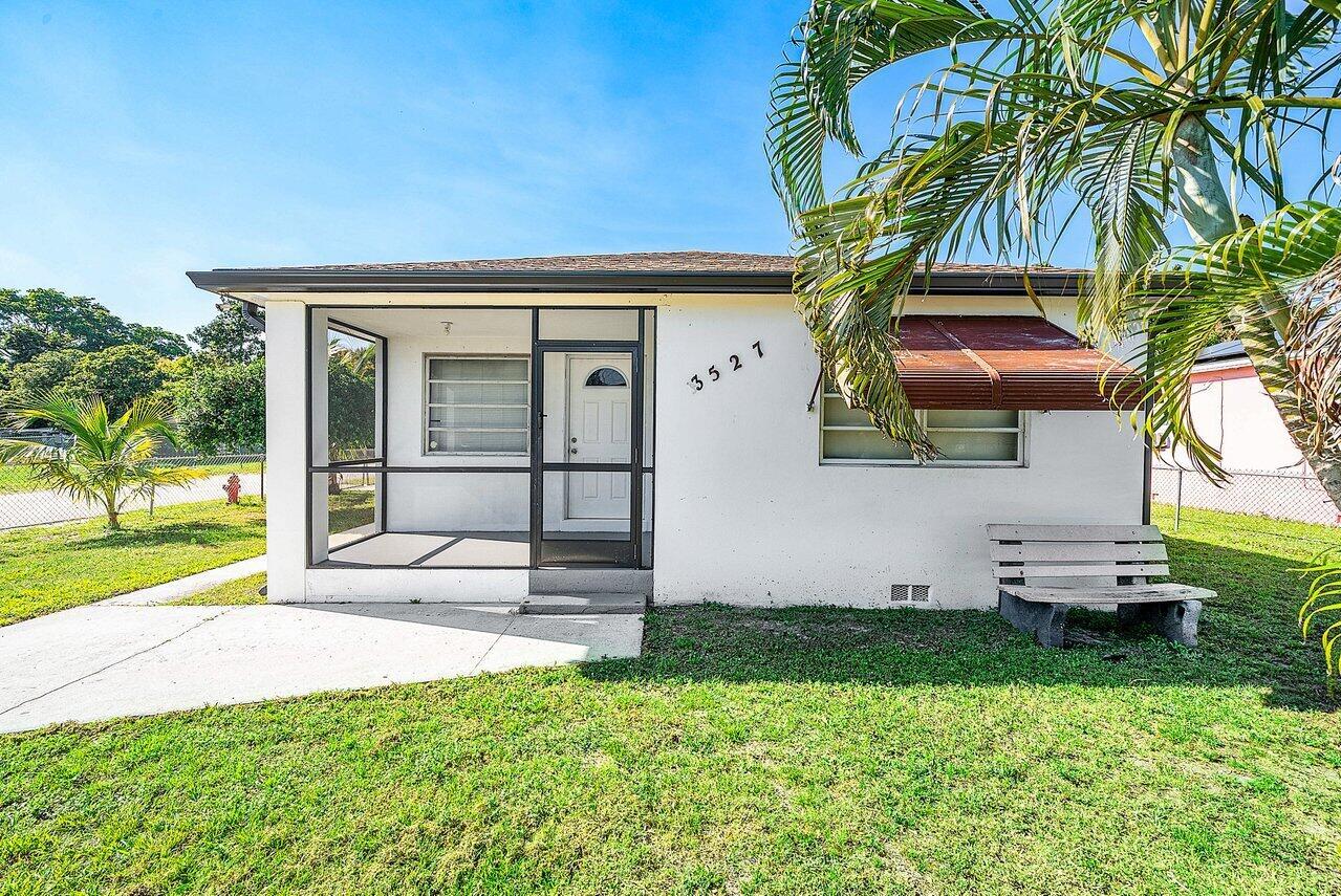 SUNNY BROOK ACRES - Residential