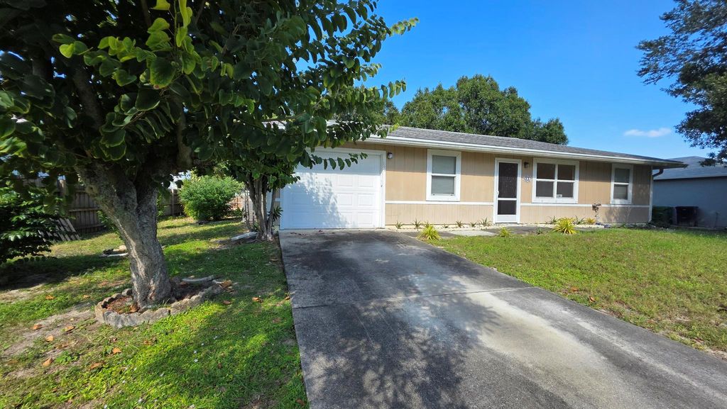 Photo of 207 SW Statler Avenue, Port Saint Lucie, FL 34984 (MLS # R11137779)