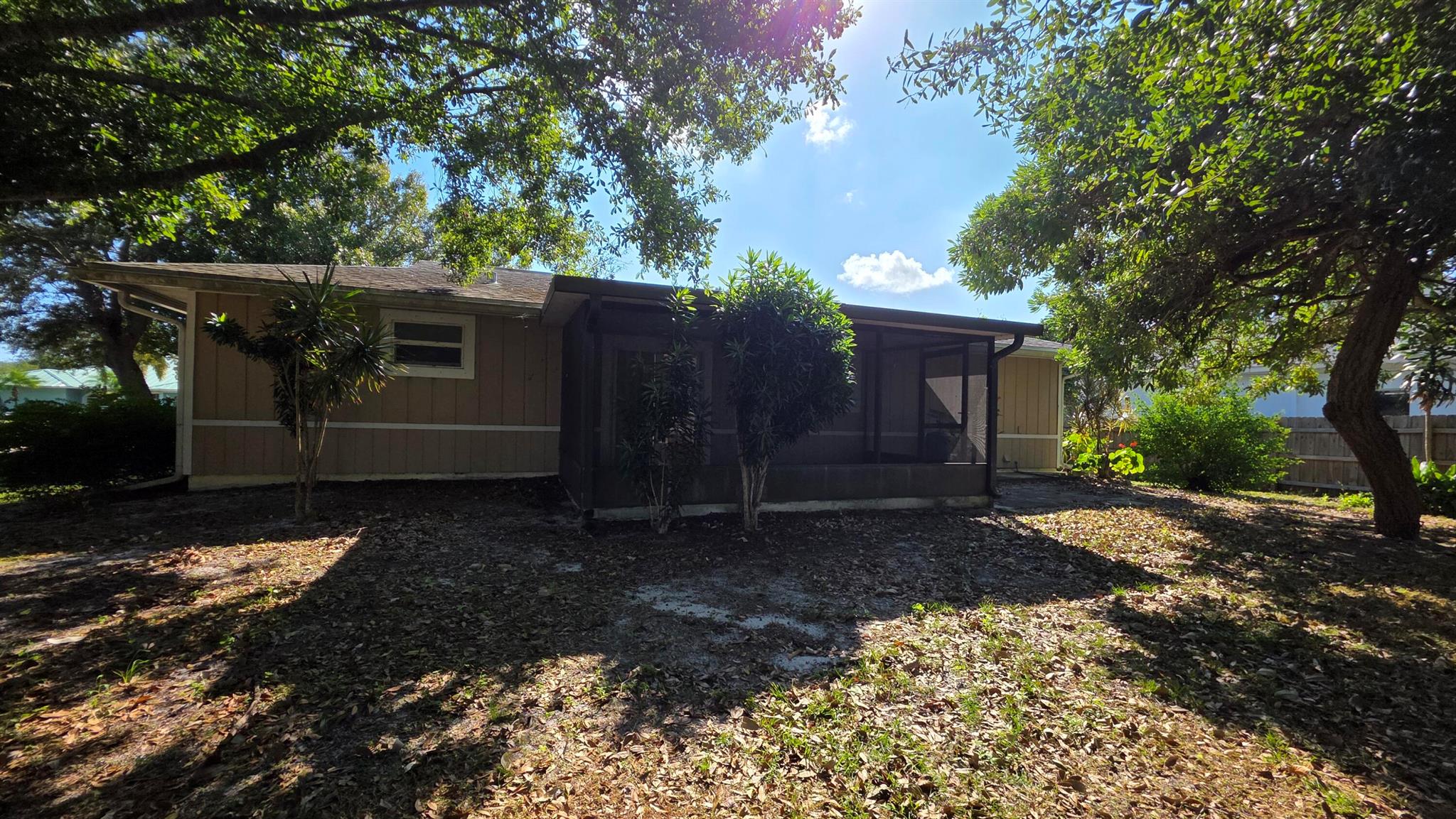 PORT ST LUCIE SECTION 18 - Residential Lease