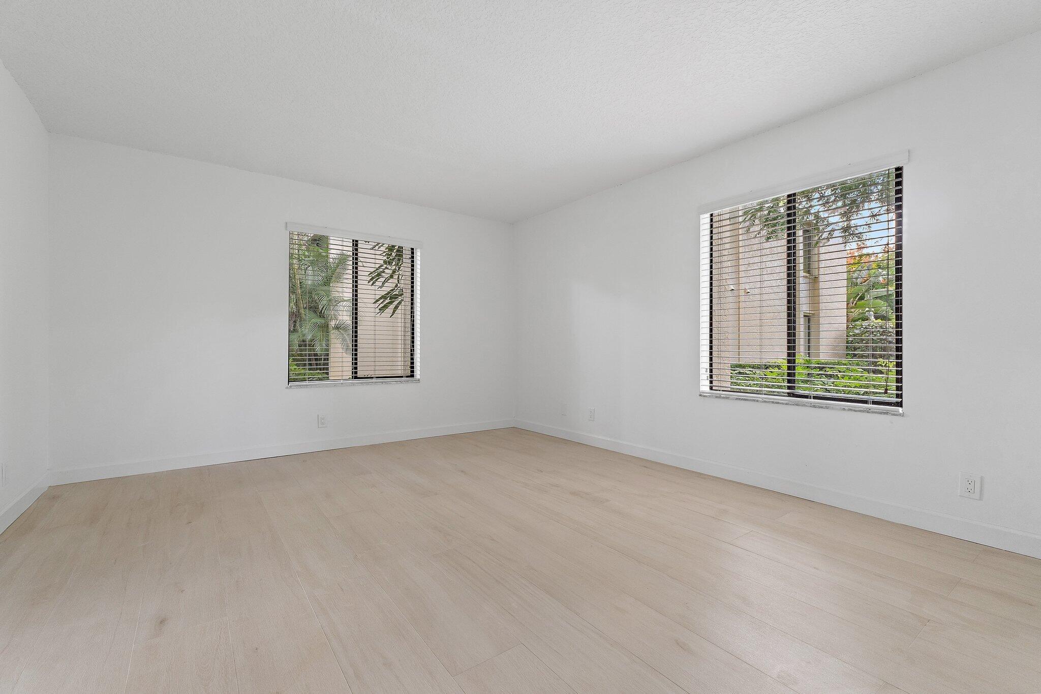 PINES OF JUPITER/TEQUESTA - Residential Lease