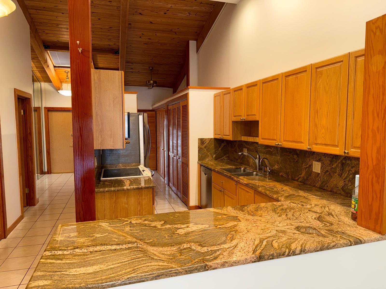 HARBOURWOOD VILLAS - Residential