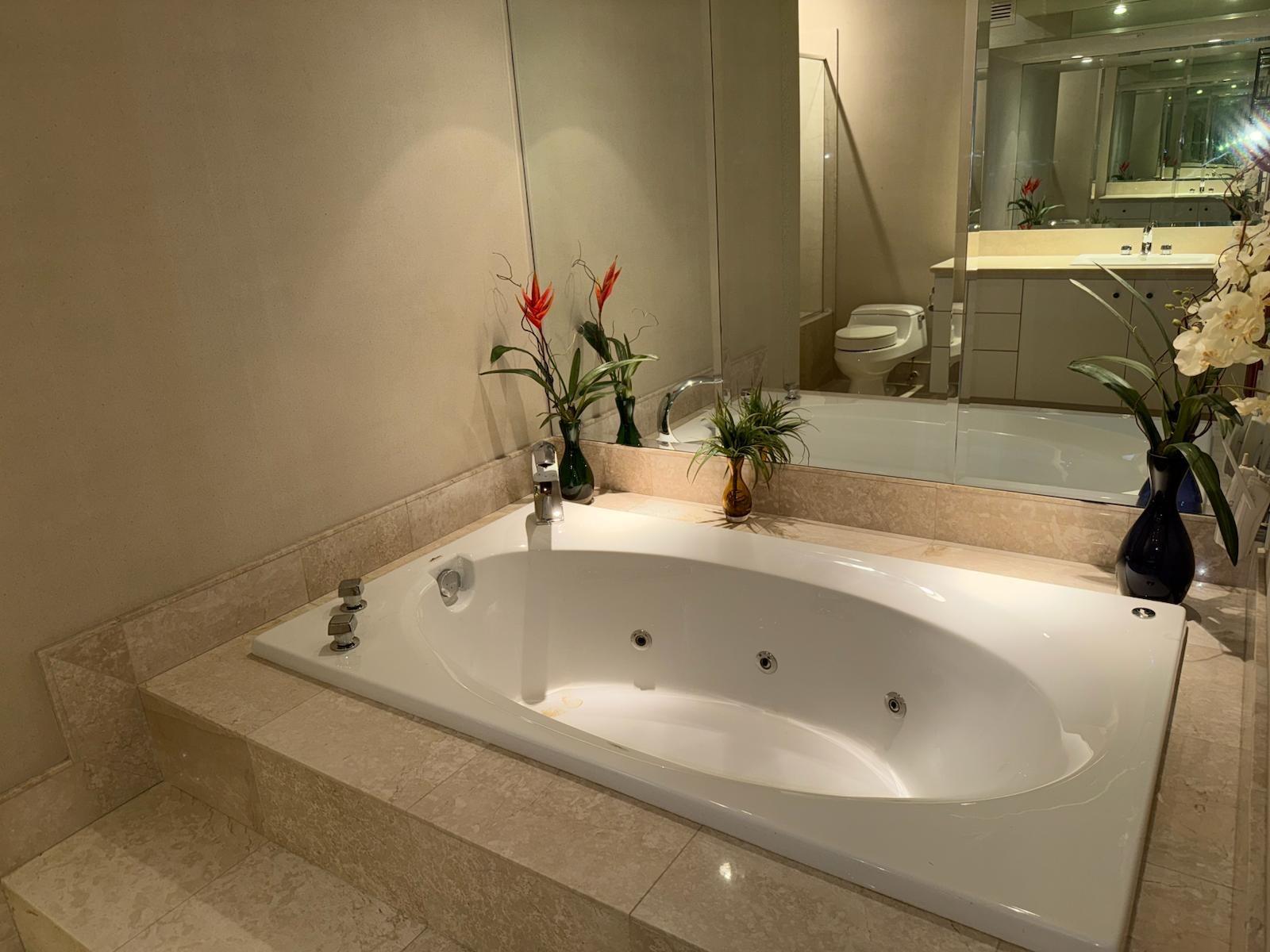 HARBOURWOOD VILLAS - Residential