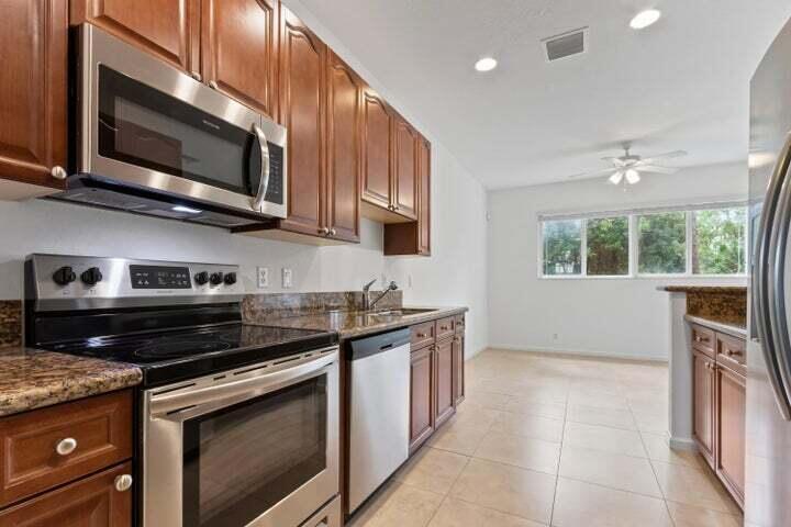 6120 SE Portofino Circle
