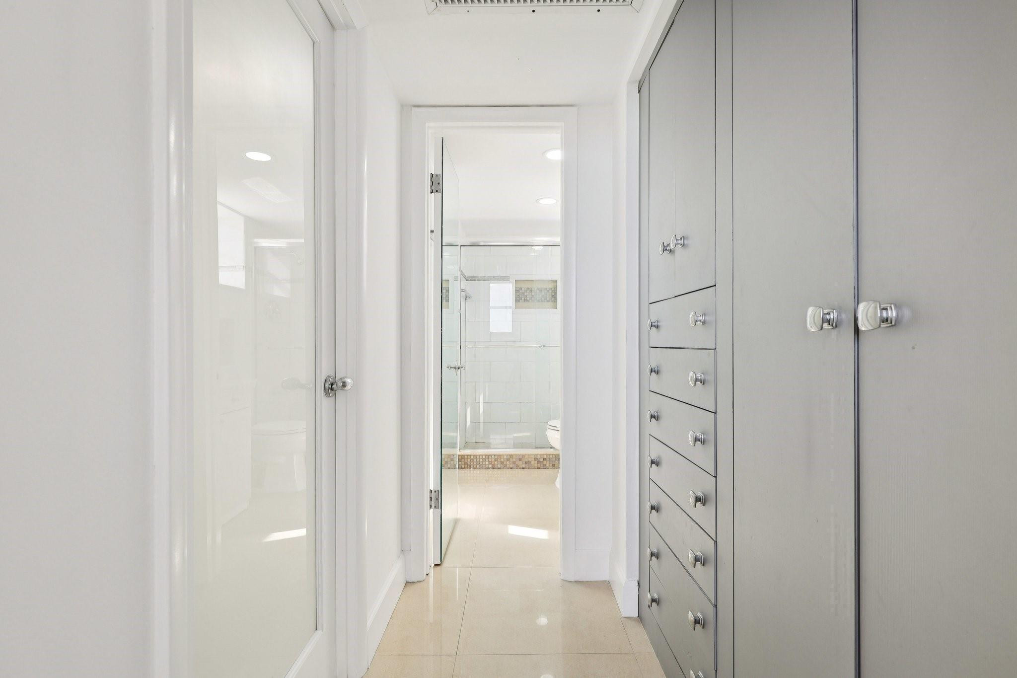 Ocean Park Condominium - Residential