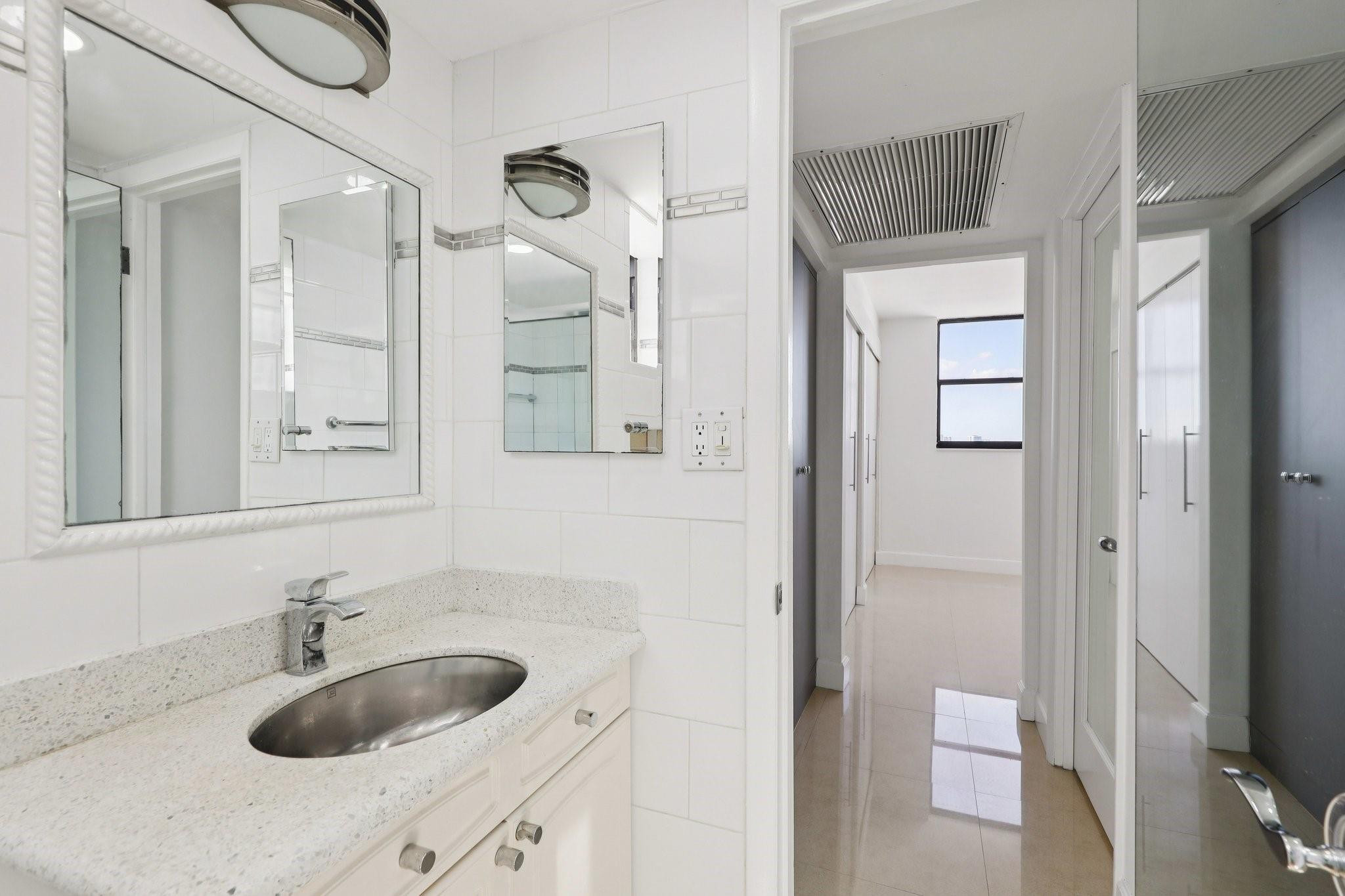 Ocean Park Condominium - Residential