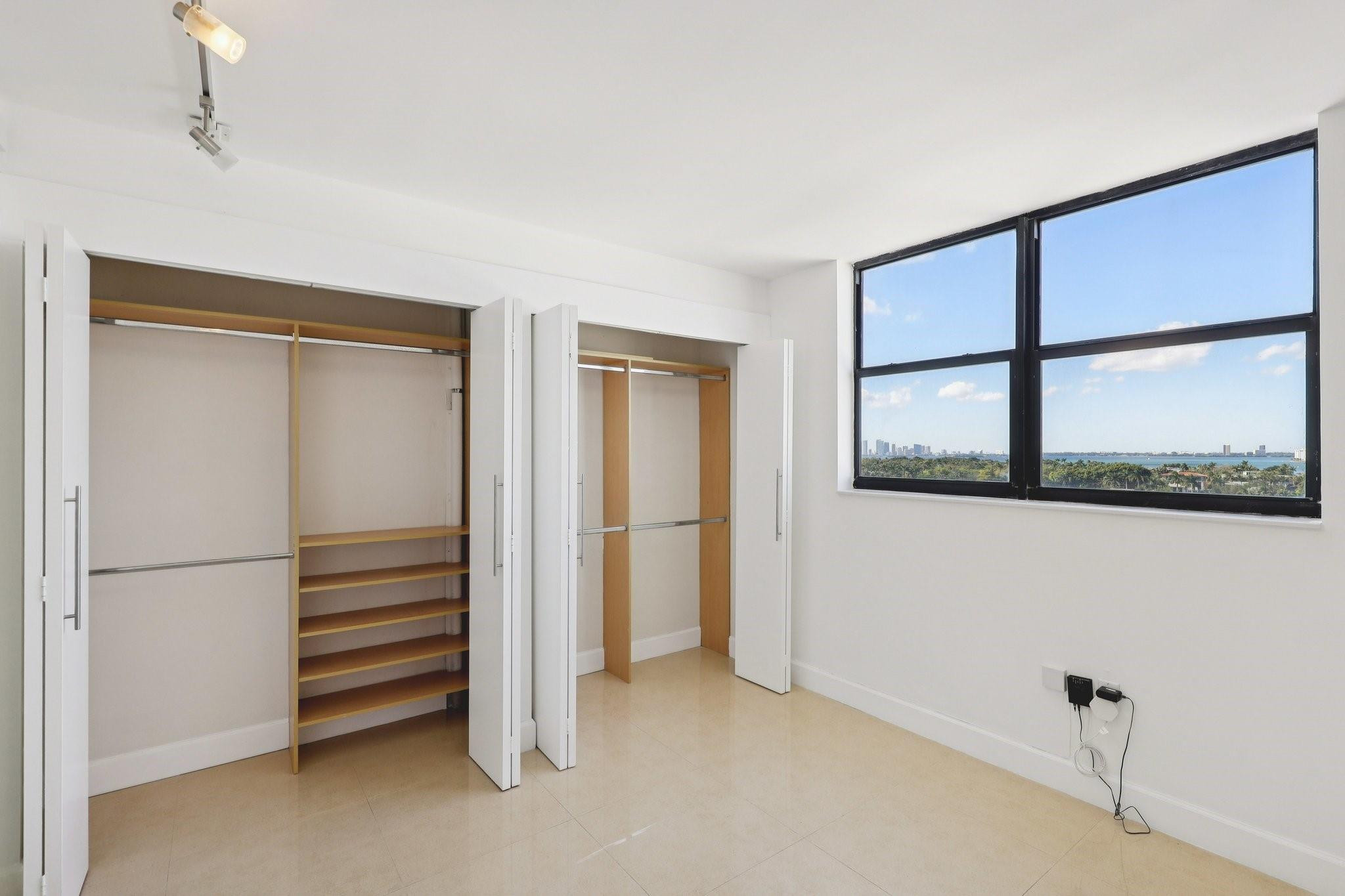 Ocean Park Condominium - Residential