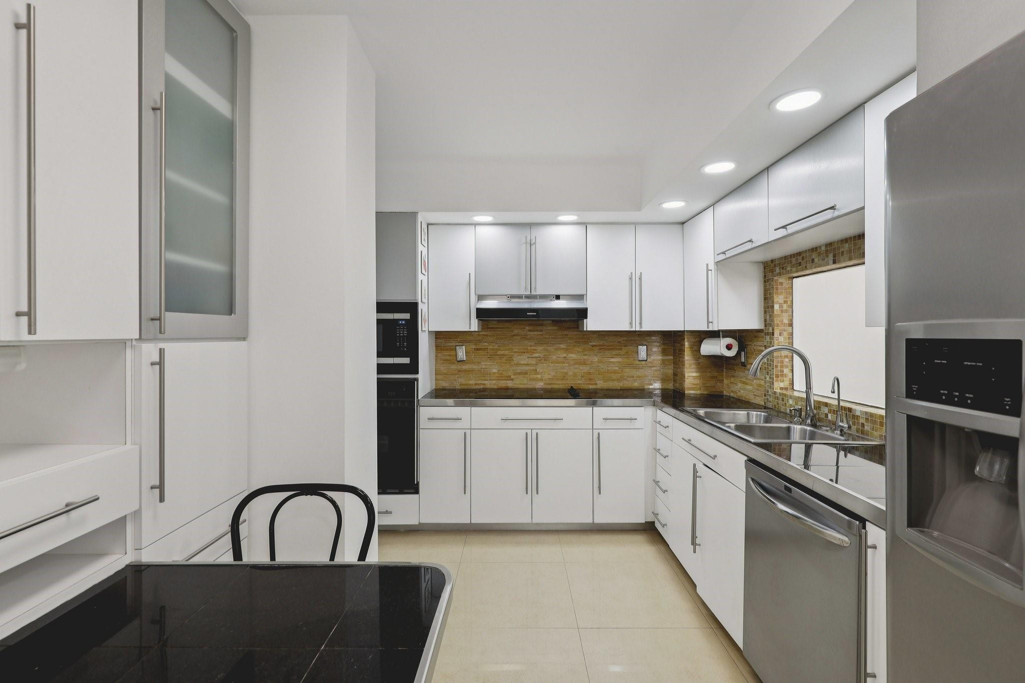 Ocean Park Condominium - Residential