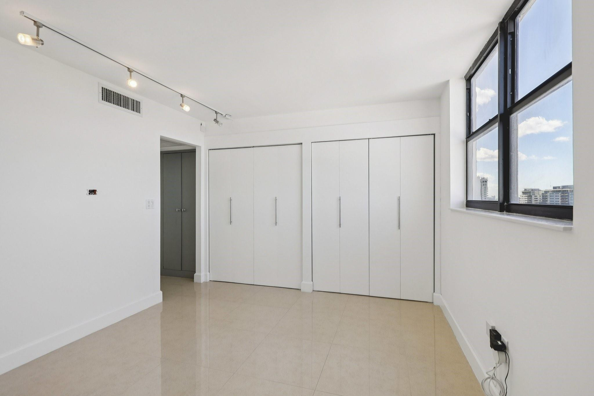 Ocean Park Condominium - Residential