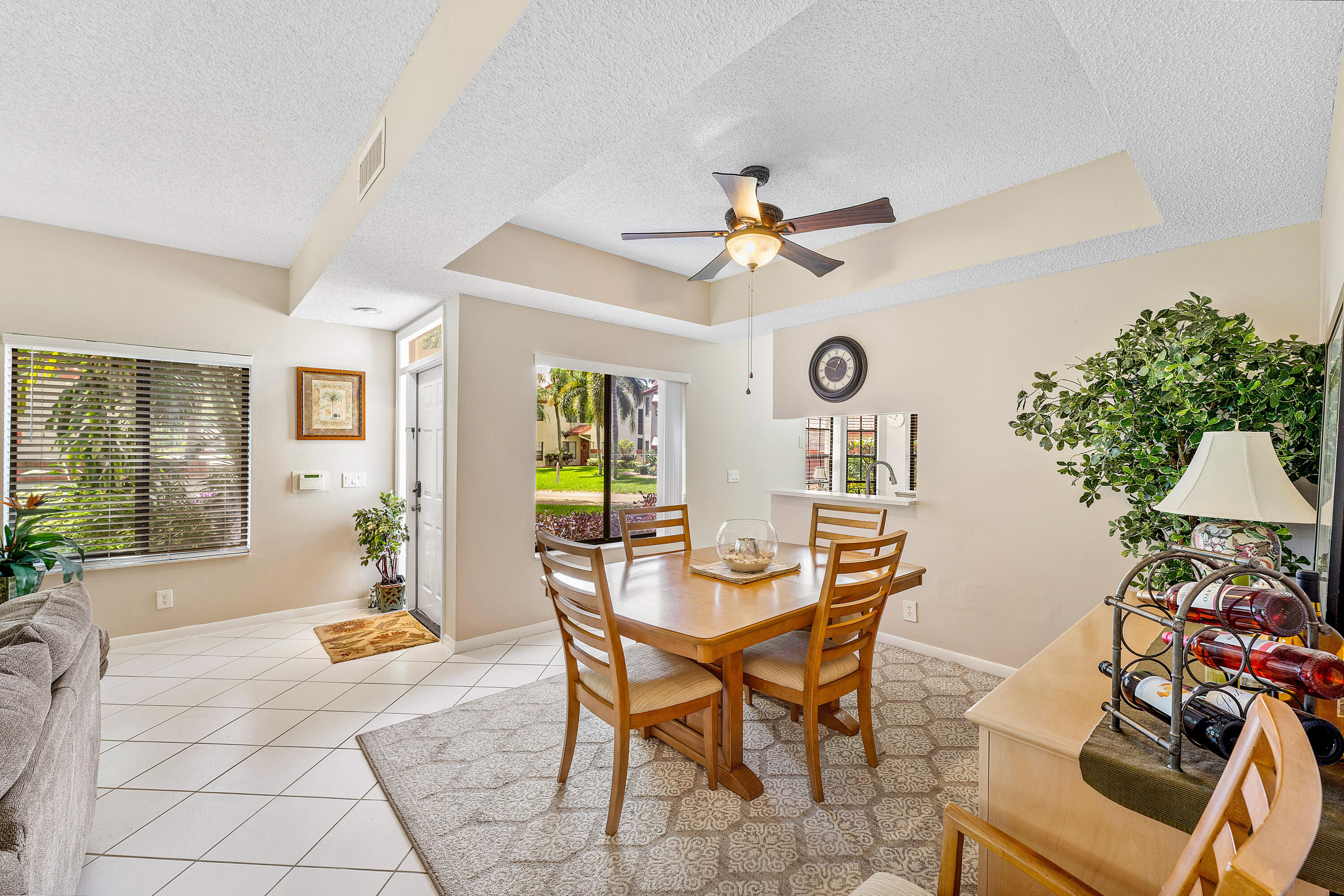 LEXINGTON CLUB VILLAS CONDO - Residential