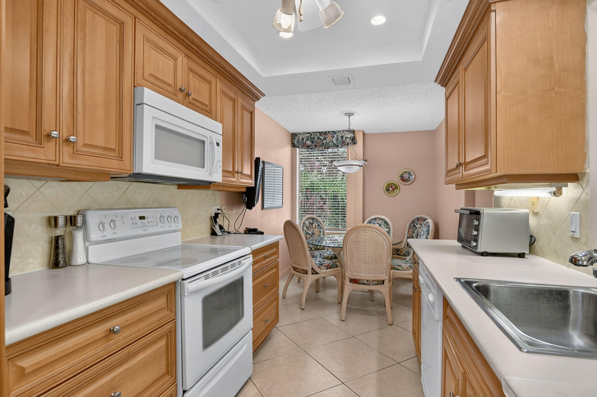 Properties | Stephanie Kaufman 19815 Boca West Drive 4031