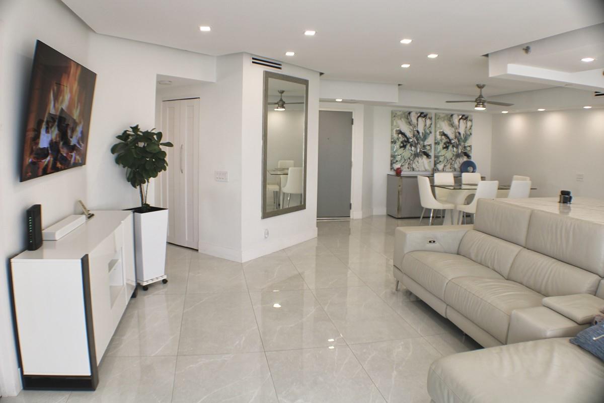 3640 Yacht Club Dr 1410