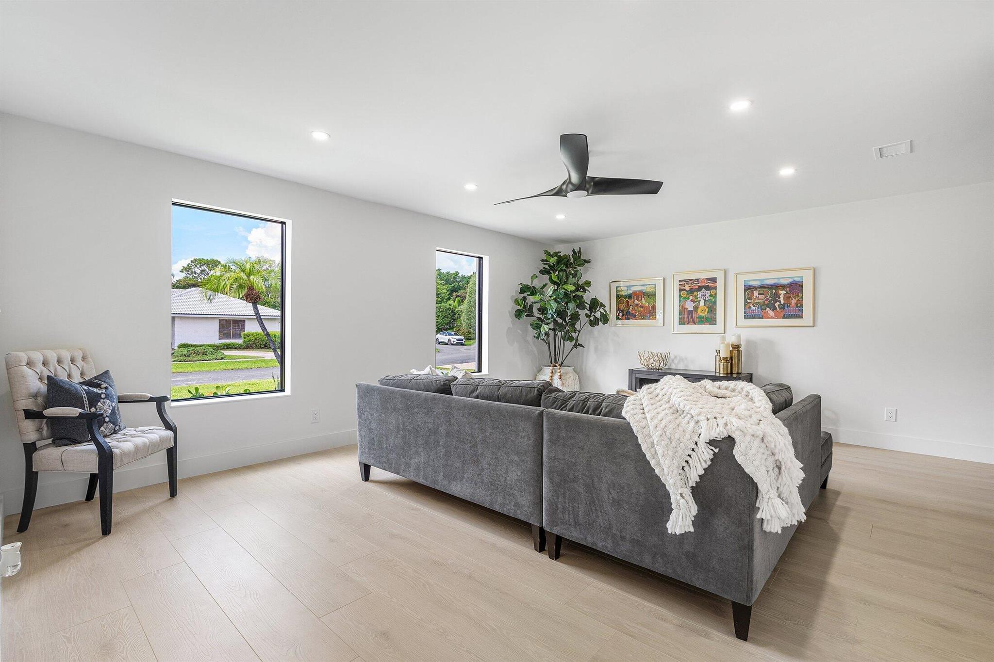 ESTANCIA III OF VIA VERDE - Residential