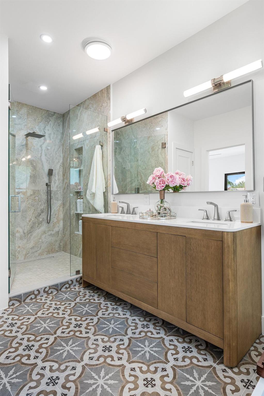 ESTANCIA III OF VIA VERDE - Residential