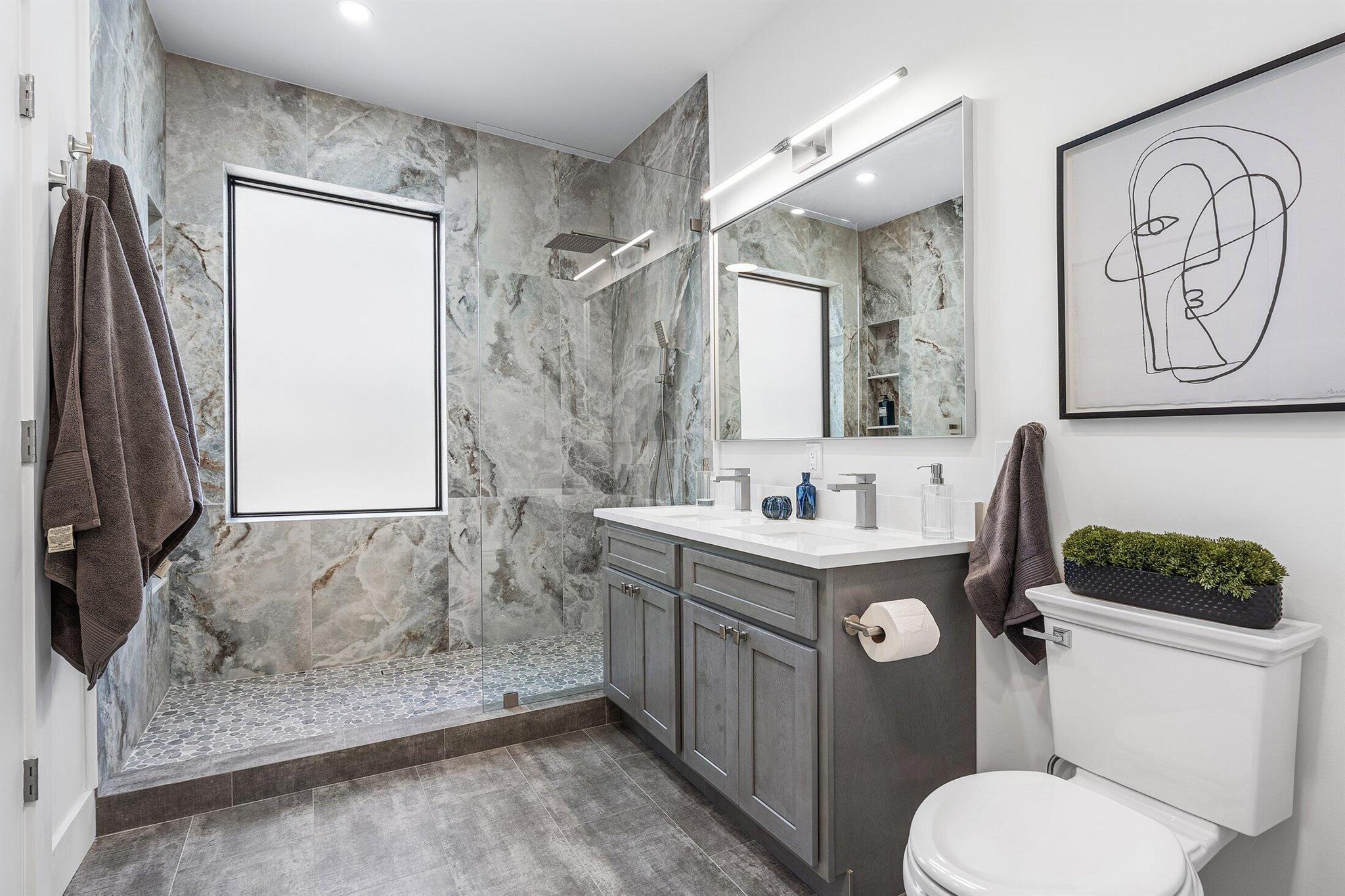 ESTANCIA III OF VIA VERDE - Residential