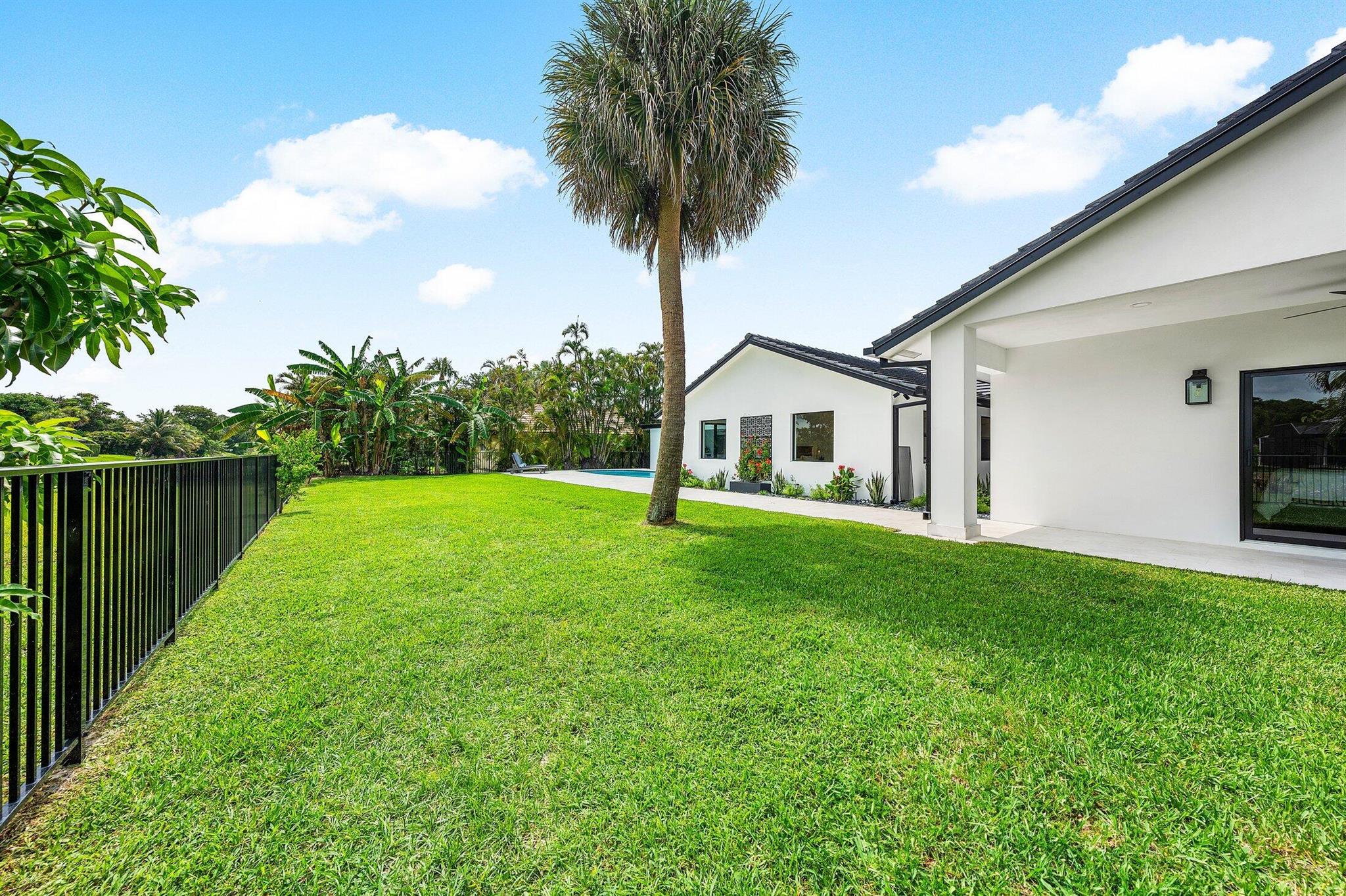 ESTANCIA III OF VIA VERDE - Residential