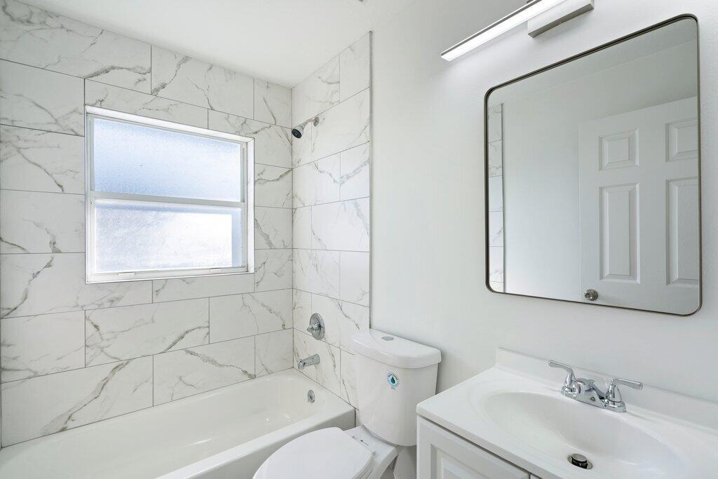 HOLIDAY PINES SUBDIVISION PHASE IIB - Residential