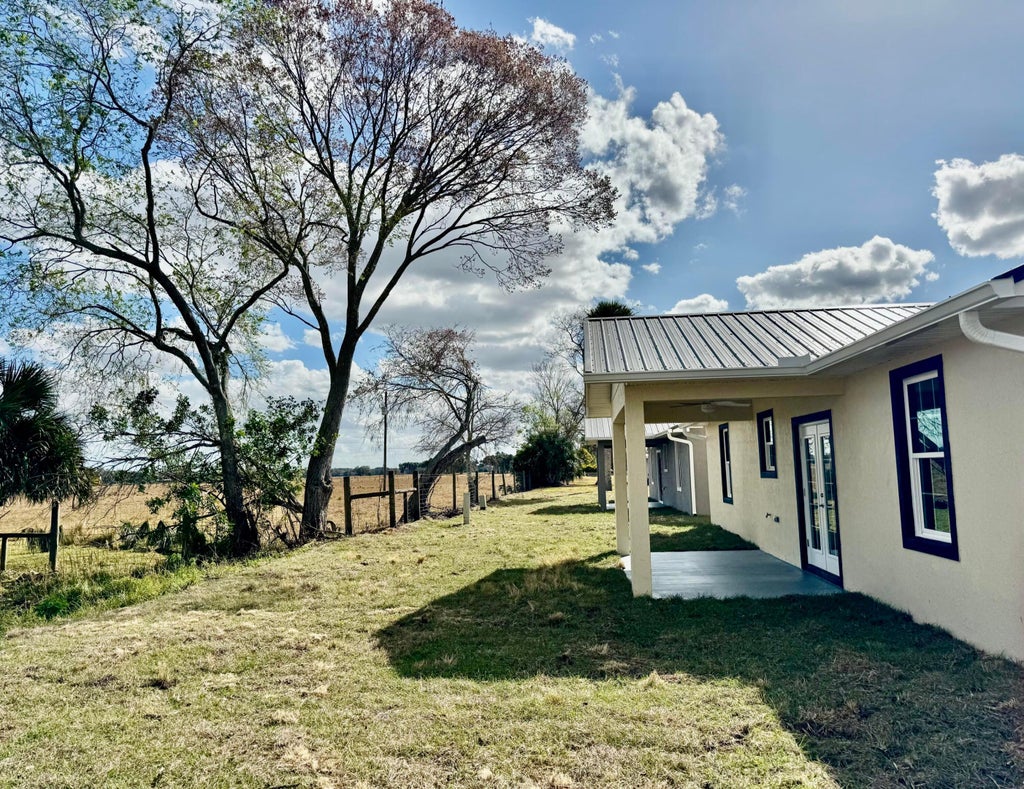 Photo of 5007 SE 42nd Street, Okeechobee, FL 34974 (MLS # R11157430)