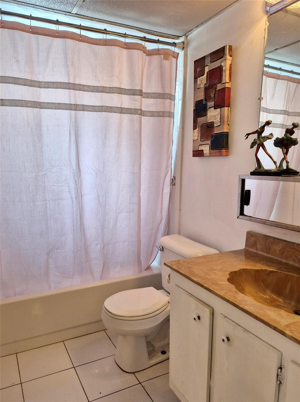 SOMERSET AT LAUDERDALE - Residential