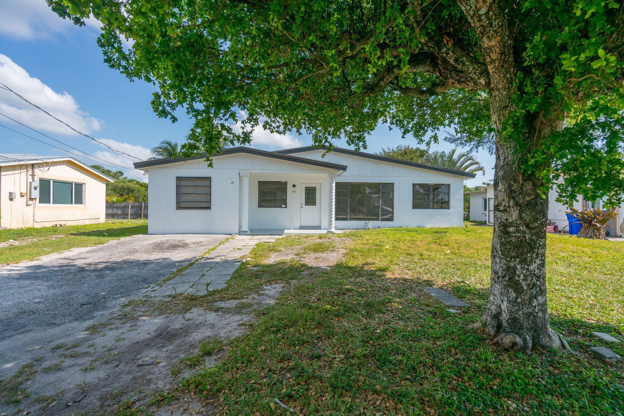 HILLSBORO RIVER ESTATES - Residential Lease