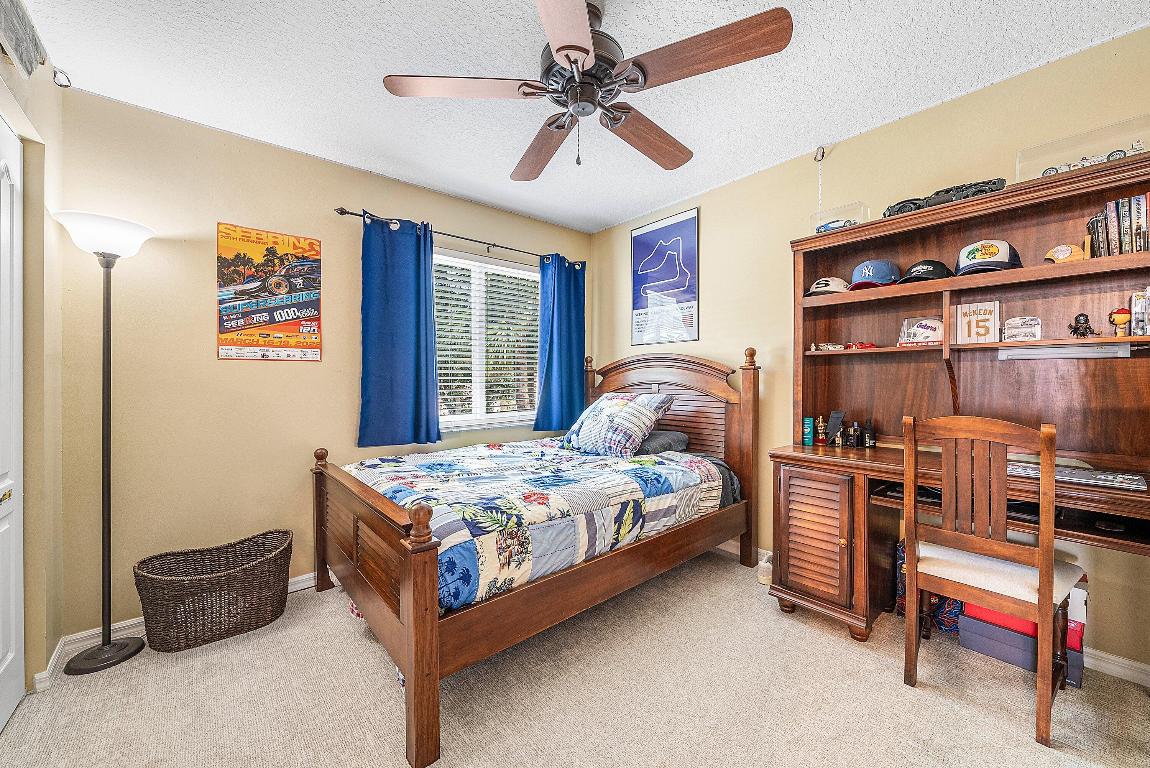 SEMINOLE ESTATES & TOWNHOMES - Residential