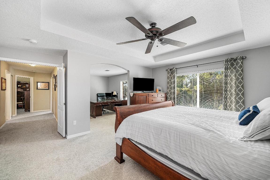 SEMINOLE ESTATES & TOWNHOMES - Residential