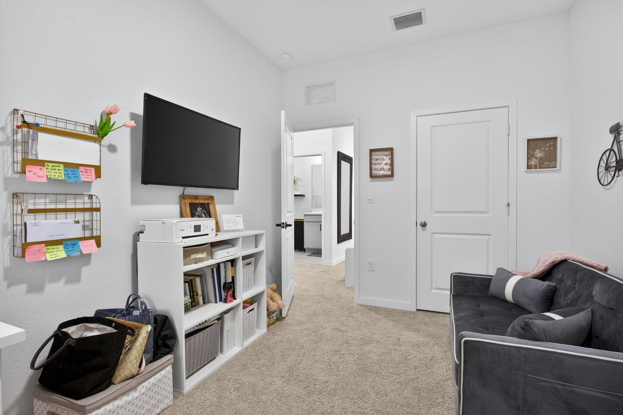 HIGHLAND OAKS - Residential