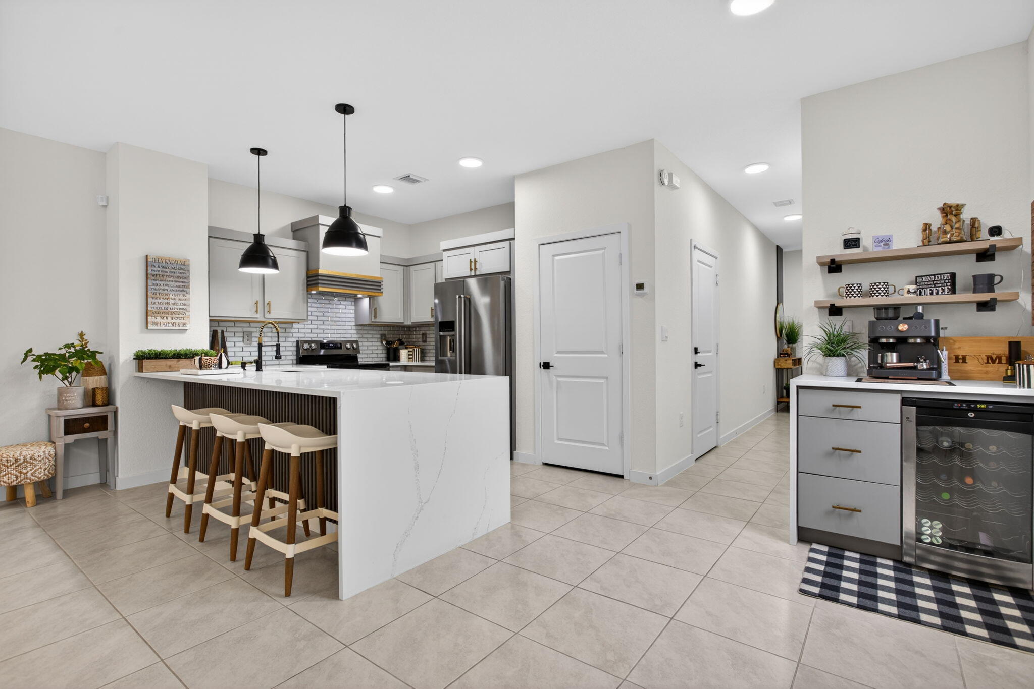 HIGHLAND OAKS - Residential