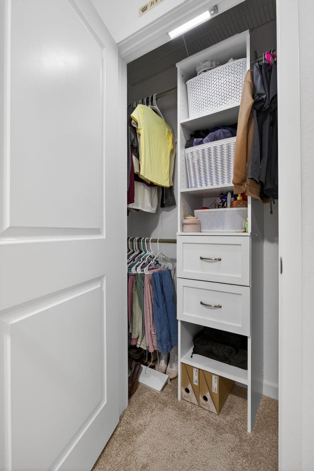 HIGHLAND OAKS - Residential