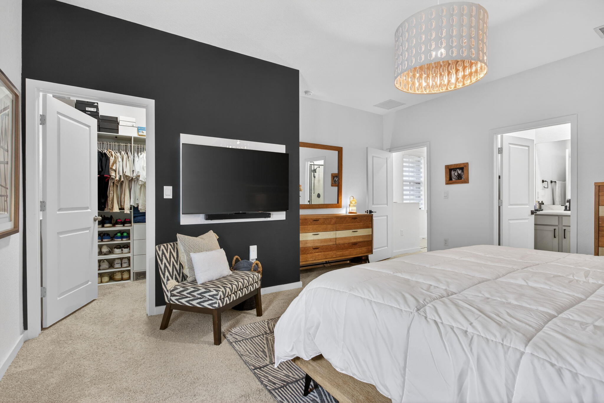 HIGHLAND OAKS - Residential