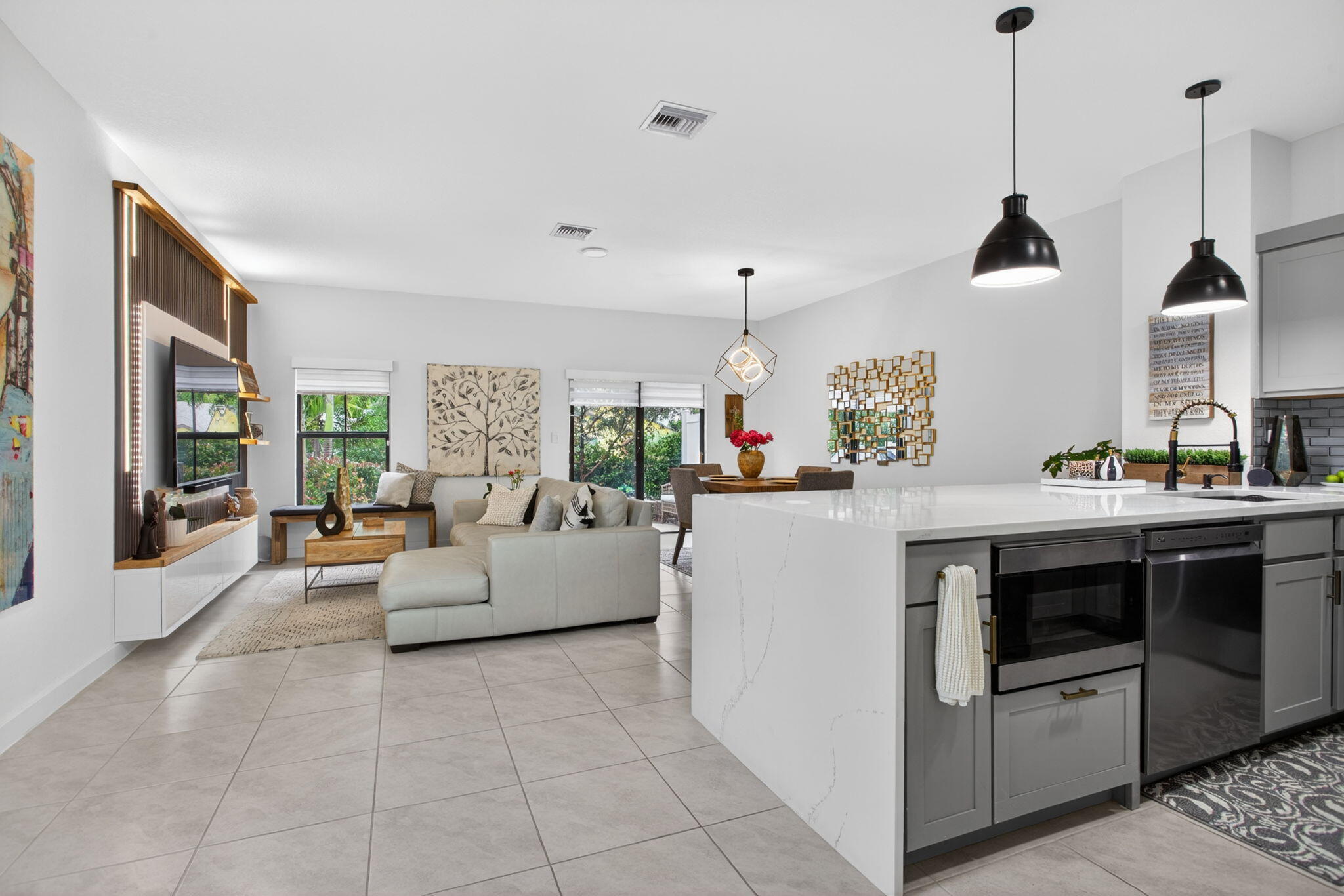 HIGHLAND OAKS - Residential