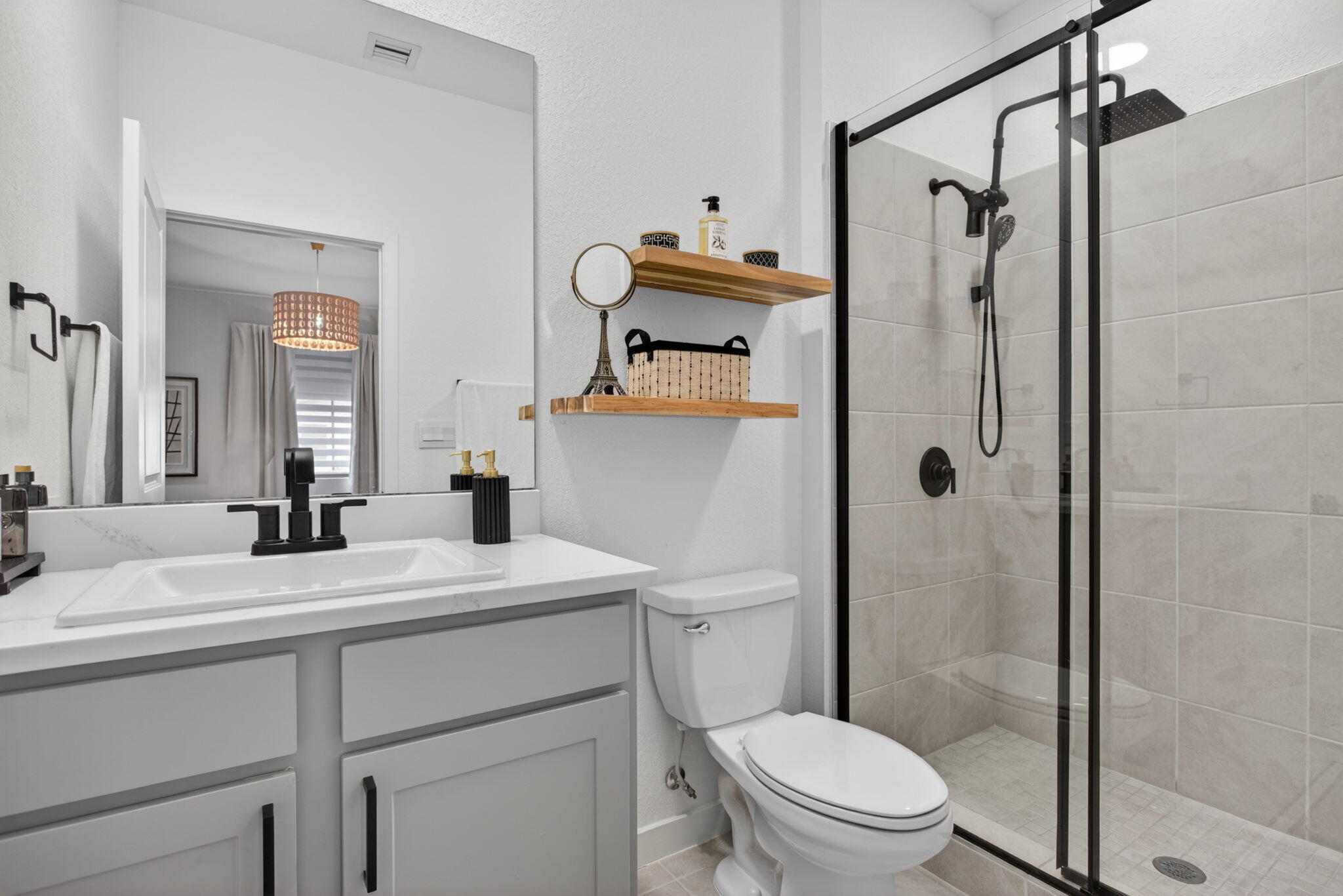 HIGHLAND OAKS - Residential