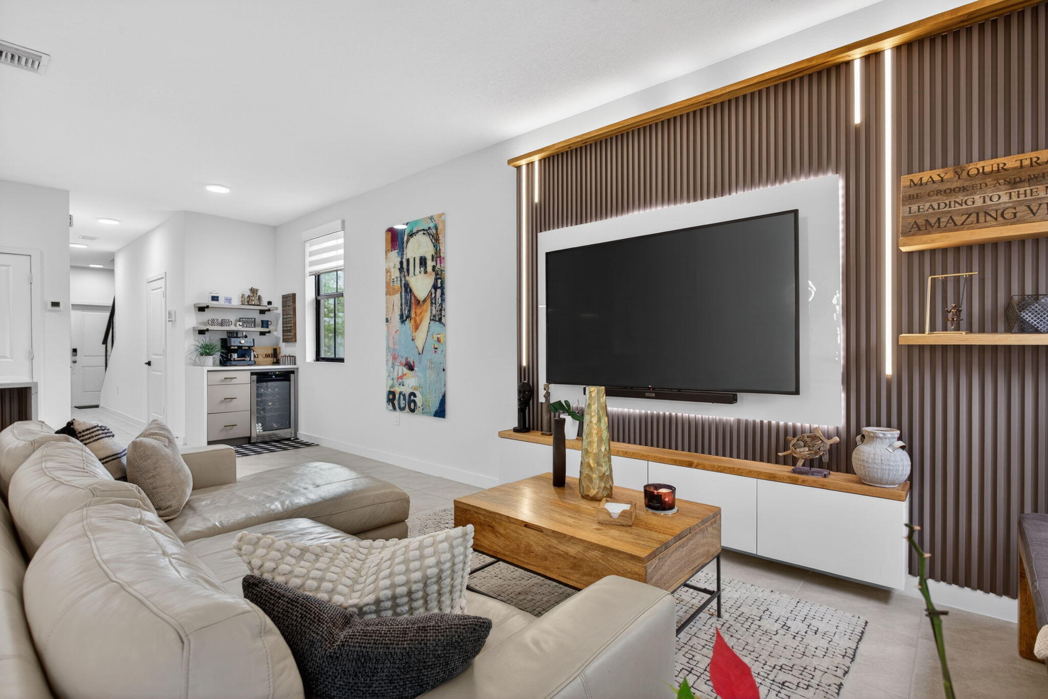 HIGHLAND OAKS - Residential