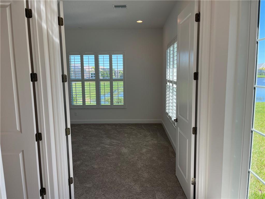 RIVERLAND - Residential Lease