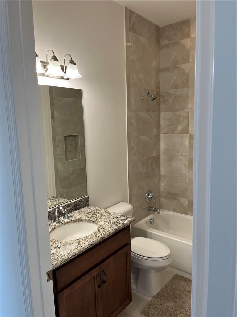 RIVERLAND - Residential Lease