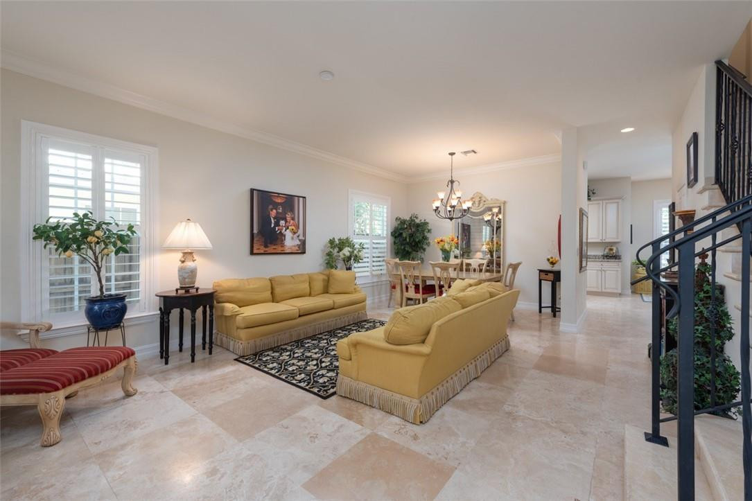 Lauderdale Pines 8-27 B - Residential
