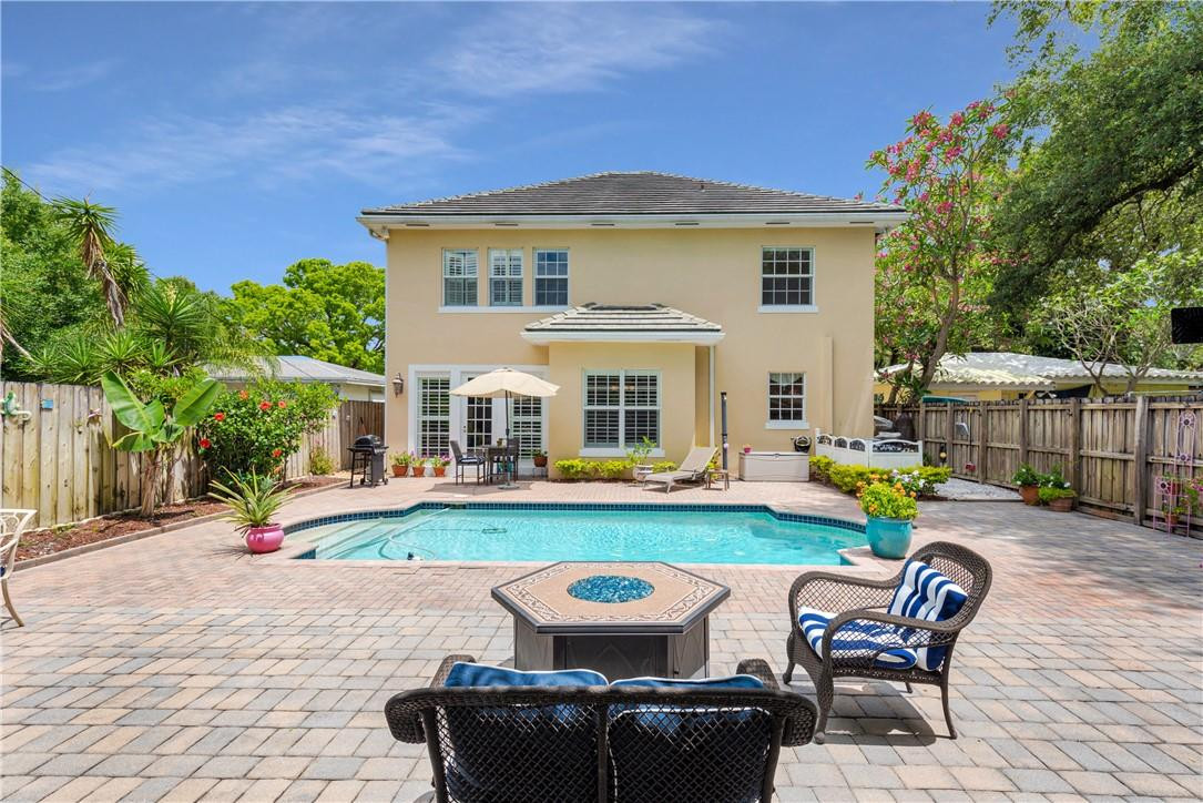 Lauderdale Pines 8-27 B - Residential