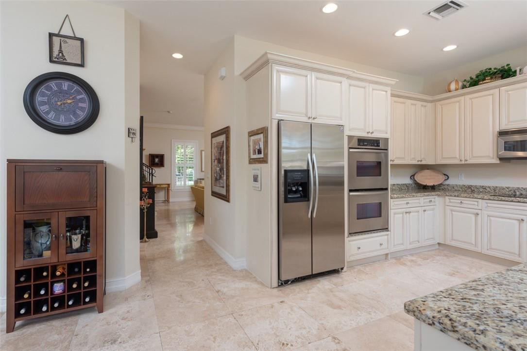 Lauderdale Pines 8-27 B - Residential