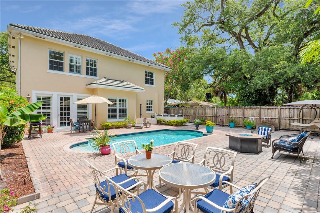 Lauderdale Pines 8-27 B - Residential
