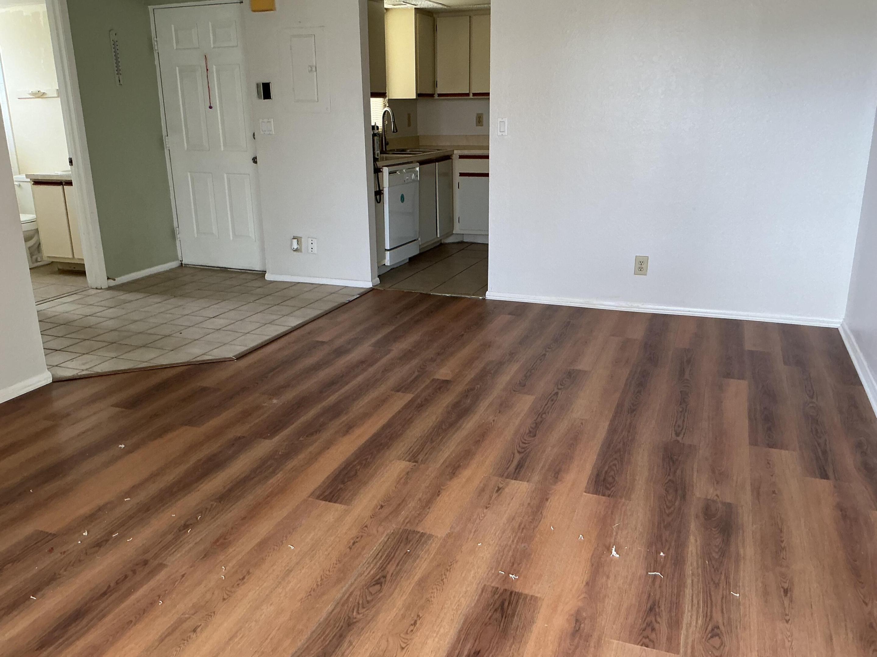 MIDPORT PLACE II, A CONDOMINIUM - Residential Lease