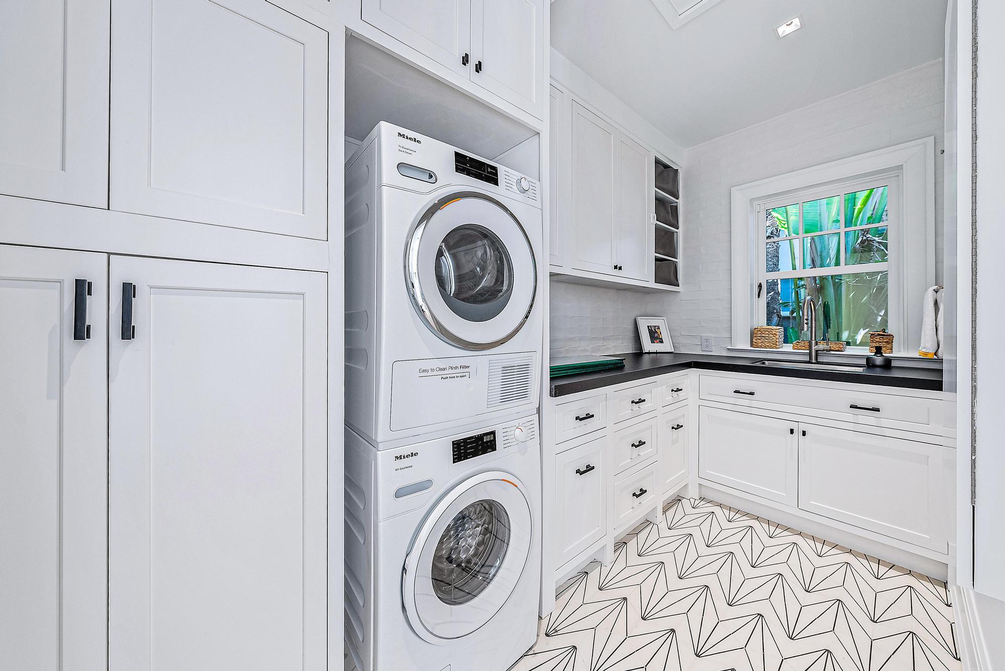 ROYAL PARK - Residential