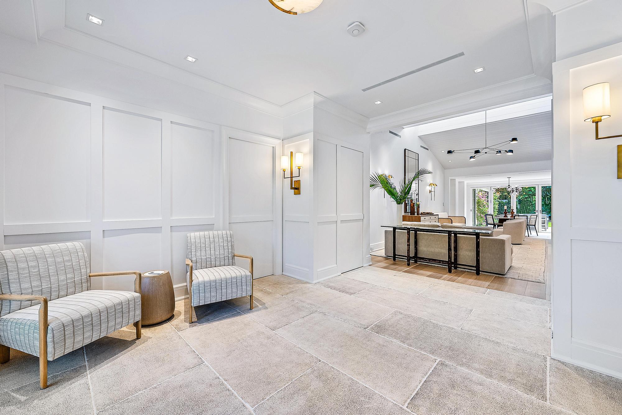 ROYAL PARK - Residential