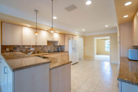 Tiny photo for 4471 NE 25TH Avenue, Lighthouse Point, FL 33064 (MLS # B26082236)