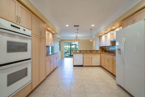 Tiny photo for 4471 NE 25TH Avenue, Lighthouse Point, FL 33064 (MLS # B26082236)