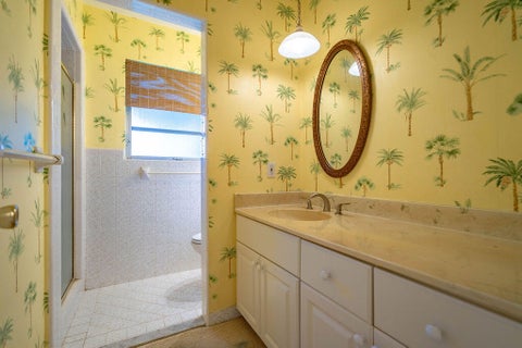 Tiny photo for 4471 NE 25TH Avenue, Lighthouse Point, FL 33064 (MLS # B26082236)