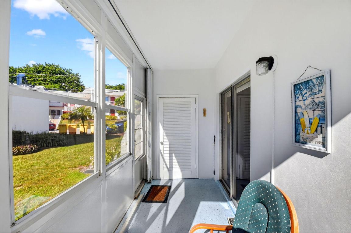 MURRY HILLS APT BLDG CONDO - Residential