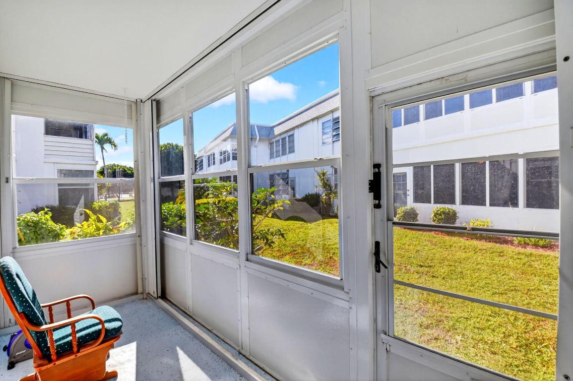 MURRY HILLS APT BLDG CONDO - Residential