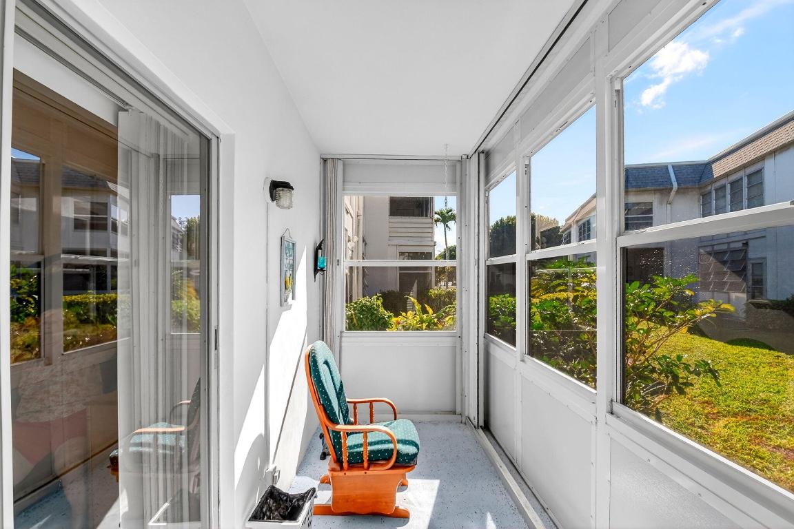 MURRY HILLS APT BLDG CONDO - Residential