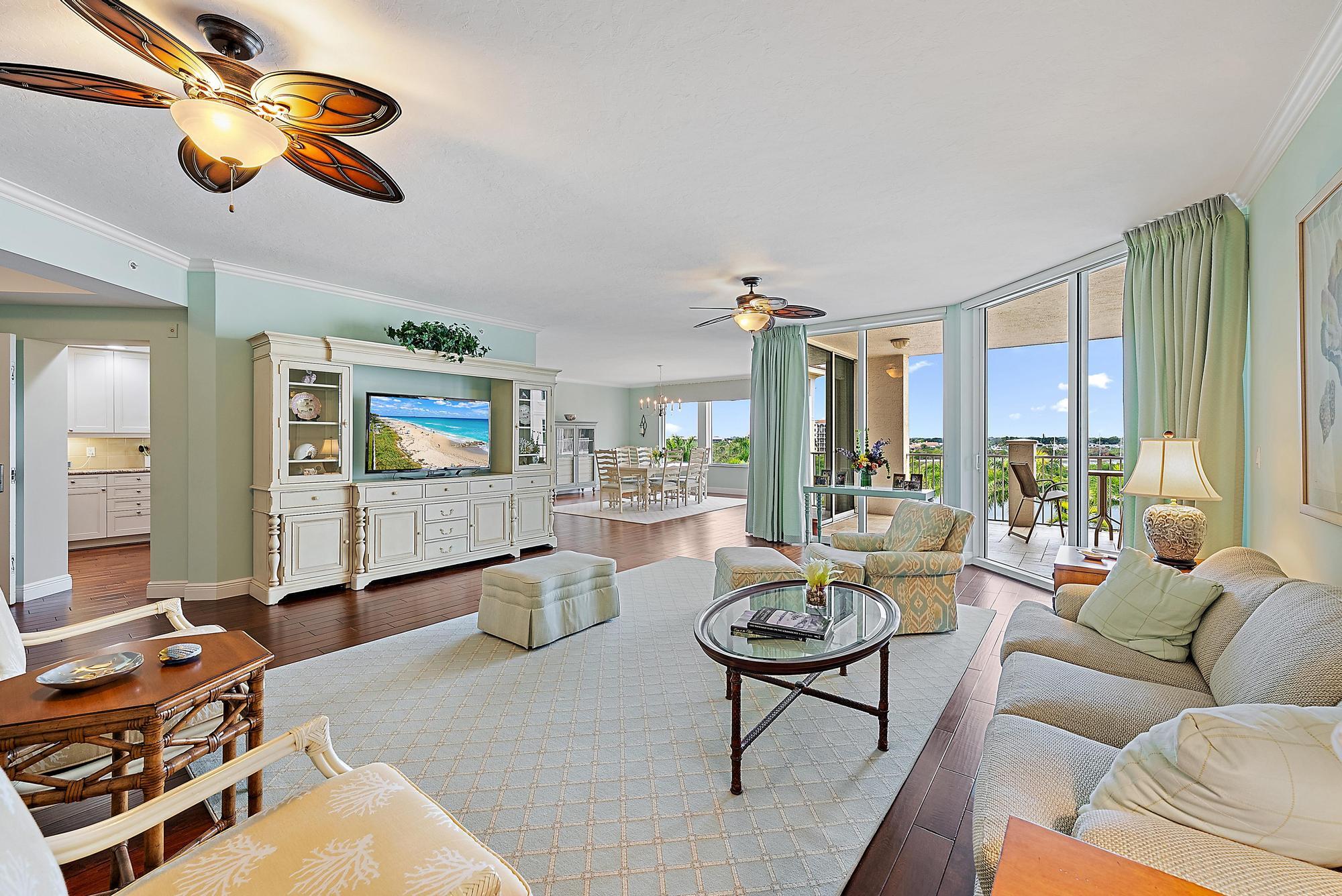 700 S Us Highway 1 406